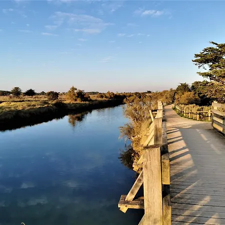 Cap Aux Sables Avec Garage Apartamento