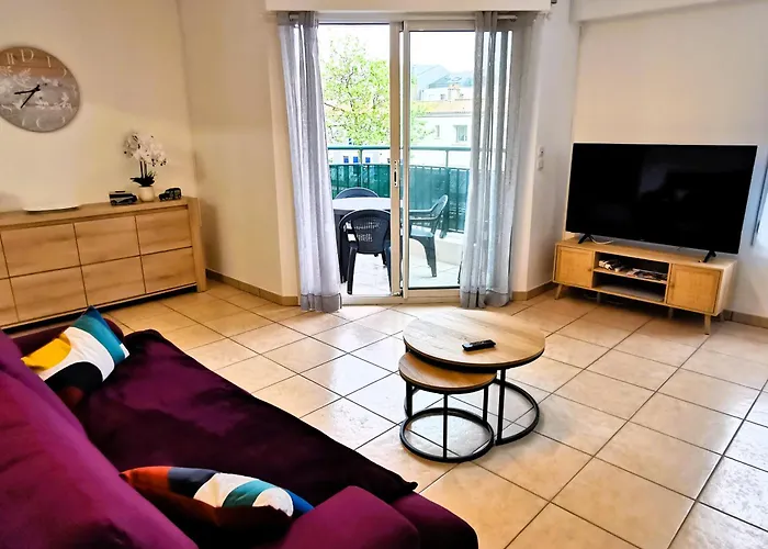 Cap Aux Sables Avec Garage Διαμέρισμα *