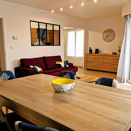 Cap Aux Sables Avec Garage * 莱萨布勒-多洛讷